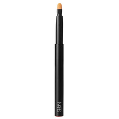 #30 Precision Lip Brush