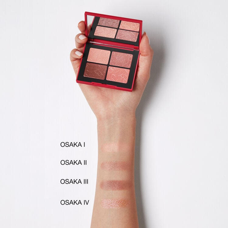 Light Reflecting™ Quad Eyeshadow