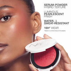 Light Reflecting™ Luminizing Blush