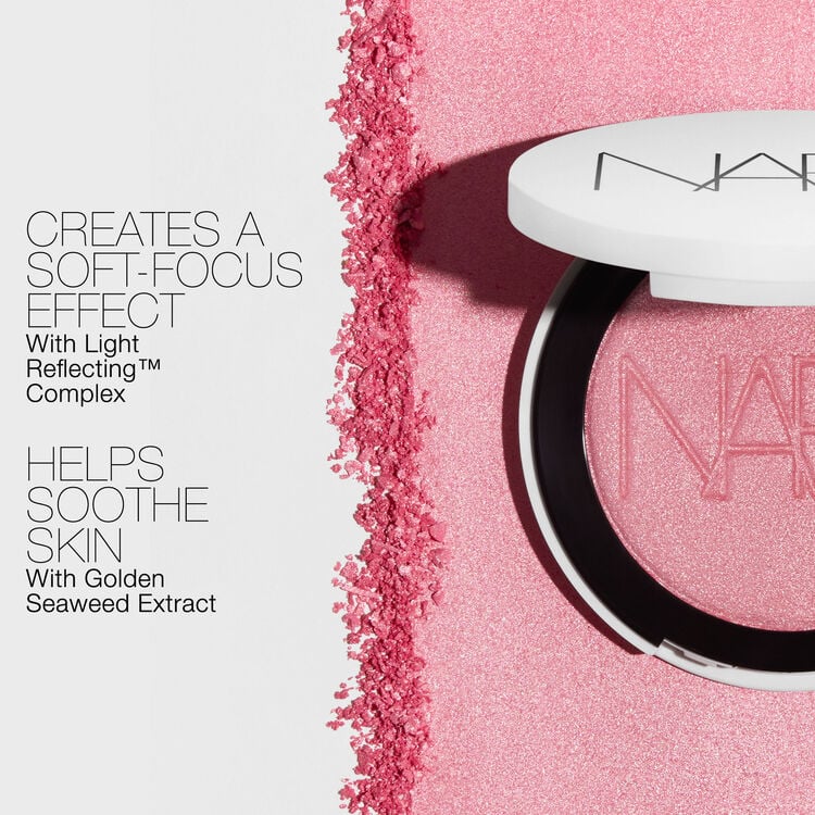 Light Reflecting™ Luminizing Blush